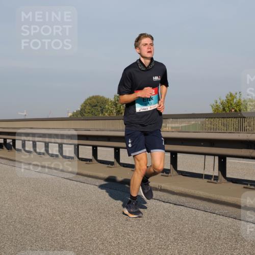 03.10.2025 - Köhlbrandbrückenlauf Fabian Wolf http://msf.ph/oto/9027615 03.10.2025 09:43:17 Position 3 3143 meine-sportfotos.de
