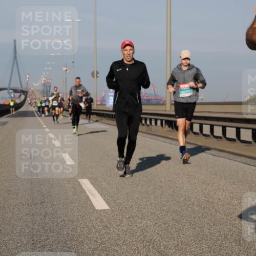 03.10.2025 - Köhlbrandbrückenlauf Fabian Wolf http://msf.ph/oto/9027850 03.10.2025 09:43:25 Position 3  meine-sportfotos.de