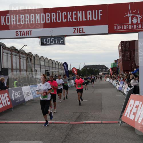 03.10.2025 - Köhlbrandbrückenlauf Julia Fischer http://msf.ph/oto/9027905 03.10.2025 16:05:08 Ziel 7168, 7221, 7239, 7270, 7428, 7448, 7772, 8779, 8995, 9114, 9191, 9584 meine-sportfotos.de