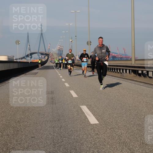 03.10.2025 - Köhlbrandbrückenlauf Fabian Wolf http://msf.ph/oto/9027908 03.10.2025 09:43:27 Position 3  meine-sportfotos.de