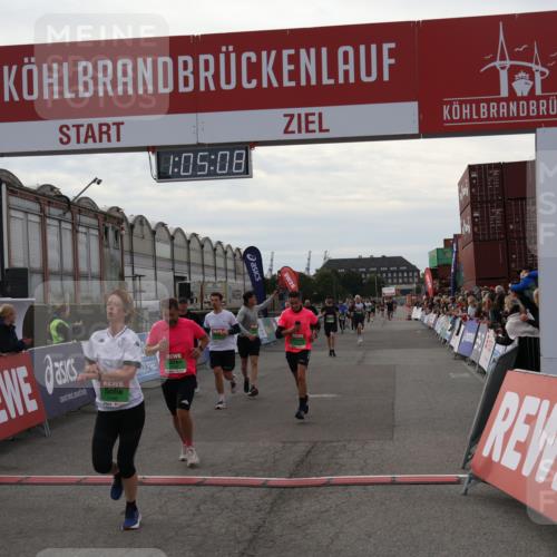 03.10.2025 - Köhlbrandbrückenlauf Julia Fischer http://msf.ph/oto/9027909 03.10.2025 16:05:08 Ziel 7168, 7221, 7239, 7270, 7428, 7448, 7772, 8779, 8995, 9114, 9191, 9584 meine-sportfotos.de
