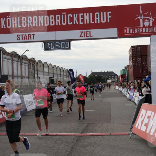 03.10.2025 - Köhlbrandbrückenlauf Julia Fischer http://msf.ph/oto/9027913 03.10.2025 16:05:08 Ziel 7168, 7221, 7239, 7270, 7428, 7448, 7772, 8779, 8995, 9114, 9191, 9584 meine-sportfotos.de