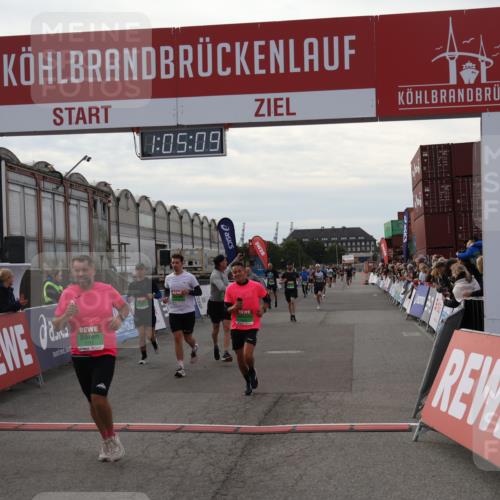 03.10.2025 - Köhlbrandbrückenlauf Julia Fischer http://msf.ph/oto/9027918 03.10.2025 16:05:09 Ziel 7168, 7201, 7221, 7239, 7270, 7428, 7448, 7772, 8779, 8995, 9114, 9191, 9584 meine-sportfotos.de