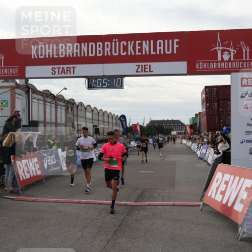 03.10.2025 - Köhlbrandbrückenlauf Julia Fischer http://msf.ph/oto/9027932 03.10.2025 16:05:10 Ziel 7168, 7201, 7221, 7239, 7270, 7428, 7448, 7772, 8779, 8995, 9114, 9191, 9584, 9690 meine-sportfotos.de
