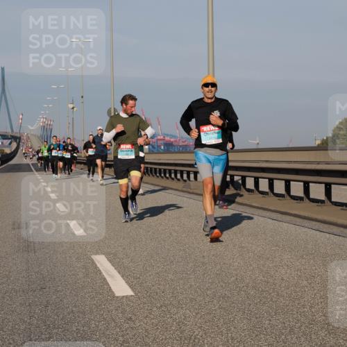03.10.2025 - Köhlbrandbrückenlauf Fabian Wolf http://msf.ph/oto/9028017 03.10.2025 09:43:32 Position 3 1180, 3414 meine-sportfotos.de