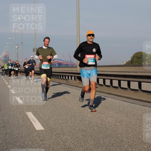 03.10.2025 - Köhlbrandbrückenlauf Fabian Wolf http://msf.ph/oto/9028027 03.10.2025 09:43:32 Position 3 1180, 3414 meine-sportfotos.de