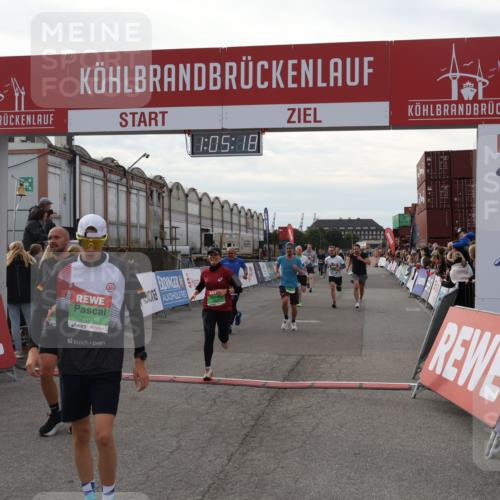 03.10.2025 - Köhlbrandbrückenlauf Julia Fischer http://msf.ph/oto/9028030 03.10.2025 16:05:18 Ziel 7201, 7207, 7221, 7239, 7403, 7422, 7643, 7772, 8779, 8995, 9114, 9191, 9421, 9422, 9592, 9627, 9690 meine-sportfotos.de
