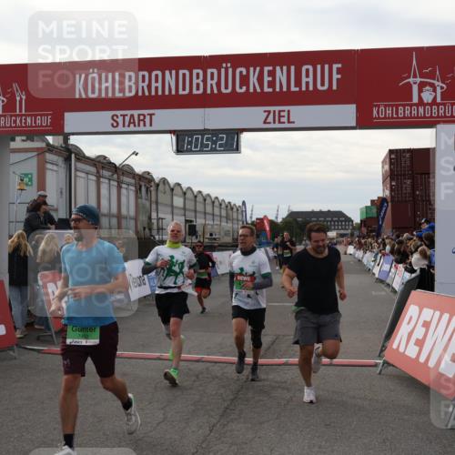 03.10.2025 - Köhlbrandbrückenlauf Julia Fischer http://msf.ph/oto/9028069 03.10.2025 16:05:22 Ziel 7201, 7207, 7403, 7422, 7473, 7643, 8099, 8995, 9114, 9421, 9422, 9475, 9592, 9627, 9690 meine-sportfotos.de
