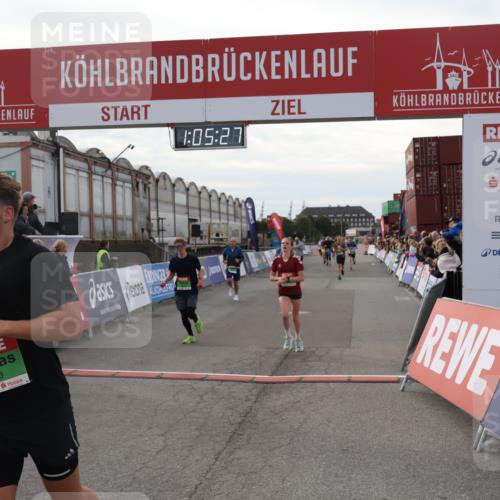 03.10.2025 - Köhlbrandbrückenlauf Julia Fischer http://msf.ph/oto/9028131 03.10.2025 16:05:27 Ziel 7207, 7241, 7403, 7422, 7473, 7643, 8099, 9127, 9421, 9422, 9475, 9499, 9592, 9627 meine-sportfotos.de