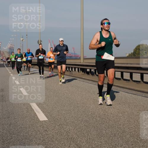 03.10.2025 - Köhlbrandbrückenlauf Fabian Wolf http://msf.ph/oto/9028137 03.10.2025 09:43:36 Position 3  meine-sportfotos.de