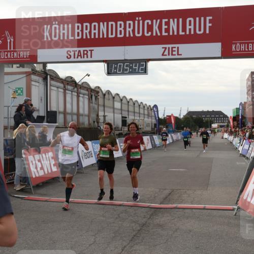 03.10.2025 - Köhlbrandbrückenlauf Julia Fischer http://msf.ph/oto/9028218 03.10.2025 16:05:42 Ziel 7031, 7151, 7213, 7241, 7394, 7546, 7547, 8199, 8966, 9299, 9317, 9669 meine-sportfotos.de