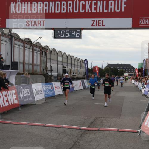 03.10.2025 - Köhlbrandbrückenlauf Julia Fischer http://msf.ph/oto/9028237 03.10.2025 16:05:46 Ziel 7031, 7151, 7213, 7394, 7546, 7547, 7646, 8924, 8966, 9299, 9317, 9489, 9566 meine-sportfotos.de