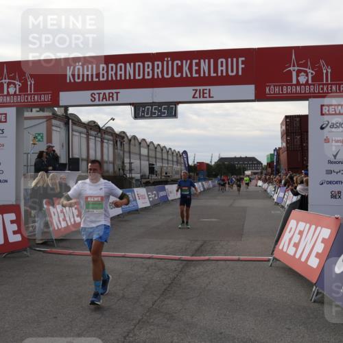 03.10.2025 - Köhlbrandbrückenlauf Julia Fischer http://msf.ph/oto/9028305 03.10.2025 16:05:57 Ziel 7547, 7646, 8616, 8924, 8966, 9102, 9489, 9566 meine-sportfotos.de