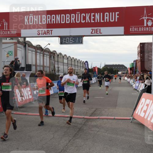 03.10.2025 - Köhlbrandbrückenlauf Julia Fischer http://msf.ph/oto/9028410 03.10.2025 16:06:11 Ziel 7296, 7343, 7610, 8064, 8539, 8813, 8886, 9100, 9378, 9451, 9468, 9596, 9626, 9633 meine-sportfotos.de
