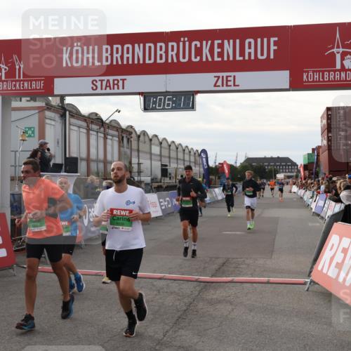 03.10.2025 - Köhlbrandbrückenlauf Julia Fischer http://msf.ph/oto/9028421 03.10.2025 16:06:12 Ziel 7296, 7343, 7610, 8064, 8539, 8813, 8886, 9100, 9378, 9451, 9468, 9596, 9626, 9633 meine-sportfotos.de