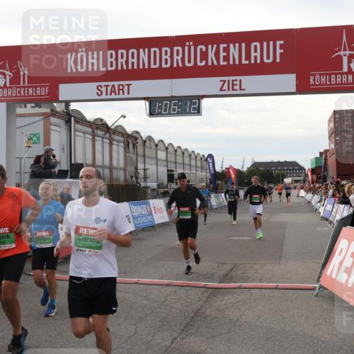 03.10.2025 - Köhlbrandbrückenlauf Julia Fischer http://msf.ph/oto/9028425 03.10.2025 16:06:12 Ziel 7296, 7343, 7610, 8064, 8539, 8813, 8886, 9100, 9378, 9451, 9468, 9596, 9626, 9633 meine-sportfotos.de