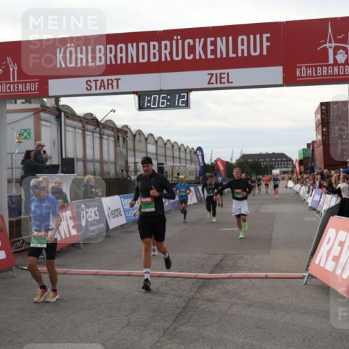 03.10.2025 - Köhlbrandbrückenlauf Julia Fischer http://msf.ph/oto/9028434 03.10.2025 16:06:13 Ziel 7296, 7343, 7610, 8064, 8539, 8813, 8886, 9100, 9378, 9451, 9468, 9483, 9596, 9626, 9633 meine-sportfotos.de