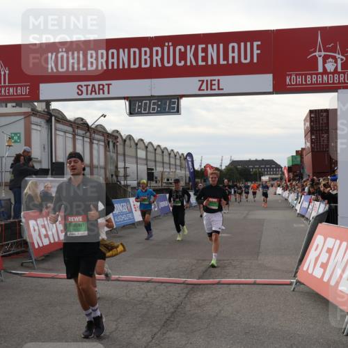 03.10.2025 - Köhlbrandbrückenlauf Julia Fischer http://msf.ph/oto/9028448 03.10.2025 16:06:14 Ziel 7296, 7343, 7610, 8064, 8539, 8813, 8886, 9100, 9378, 9451, 9468, 9483, 9596, 9626, 9633 meine-sportfotos.de