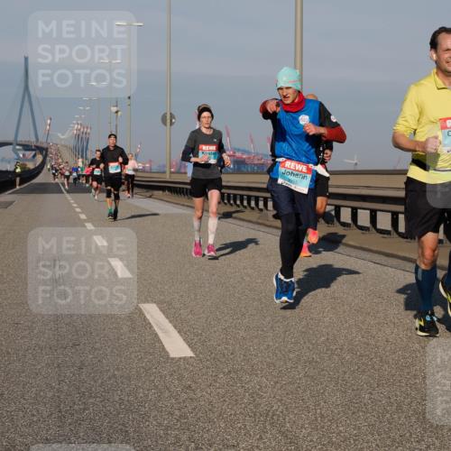 03.10.2025 - Köhlbrandbrückenlauf Fabian Wolf http://msf.ph/oto/9028462 03.10.2025 09:43:48 Position 3 2955, 1083 meine-sportfotos.de