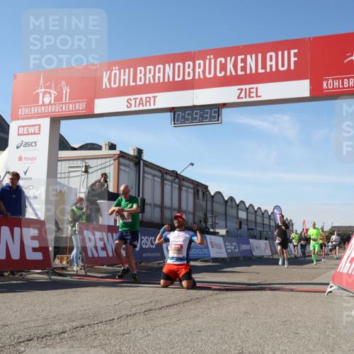 03.10.2025 - Köhlbrandbrückenlauf Luisa Fischer http://msf.ph/oto/9028490 03.10.2025 12:59:34 Ziel 4111, 4119, 4215, 4270, 4475, 6060, 6325, 6616, 6666 meine-sportfotos.de