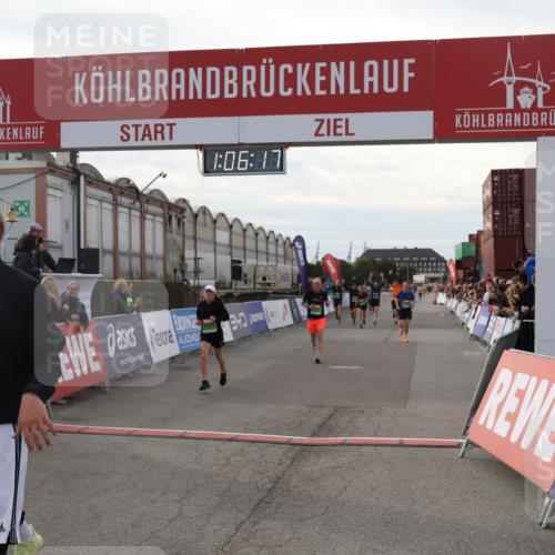 03.10.2025 - Köhlbrandbrückenlauf Julia Fischer http://msf.ph/oto/9028491 03.10.2025 16:06:17 Ziel 7296, 7343, 7601, 8064, 8539, 8802, 8813, 8886, 8991, 9100, 9378, 9451, 9483, 9596, 9626, 9633 meine-sportfotos.de