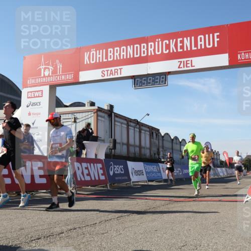 03.10.2025 - Köhlbrandbrückenlauf Luisa Fischer http://msf.ph/oto/9028528 03.10.2025 12:59:37 Ziel 4111, 4119, 4215, 4270, 4475, 6060, 6325, 6364, 6616, 6654, 6666, 6754 meine-sportfotos.de