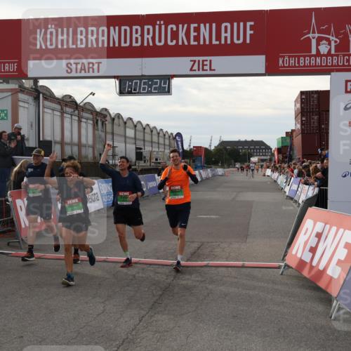 03.10.2025 - Köhlbrandbrückenlauf Julia Fischer http://msf.ph/oto/9028544 03.10.2025 16:06:24 Ziel 7343, 7576, 7601, 8064, 8802, 8803, 8804, 8805, 8991, 9451, 9483, 9572, 9633 meine-sportfotos.de