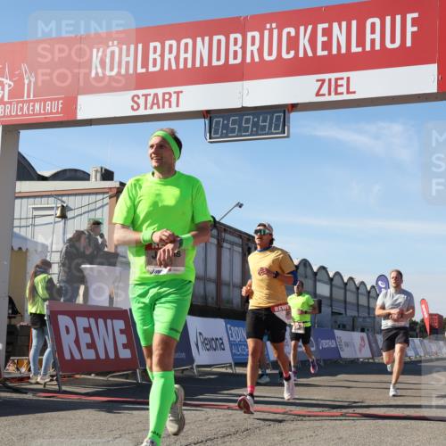 03.10.2025 - Köhlbrandbrückenlauf Luisa Fischer http://msf.ph/oto/9028551 03.10.2025 12:59:39 Ziel 4111, 4215, 4270, 4475, 6060, 6325, 6364, 6616, 6654, 6666, 6754 meine-sportfotos.de