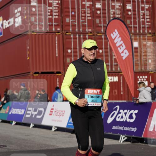 03.10.2025 - Köhlbrandbrückenlauf Michael Burmester http://msf.ph/oto/9028736 03.10.2025 10:33:11 Ziel 2170, 2457, 3355, 3634, 3800 meine-sportfotos.de
