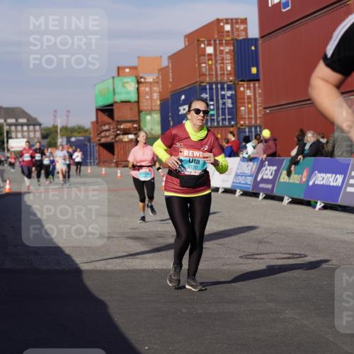 03.10.2025 - Köhlbrandbrückenlauf Michael Burmester http://msf.ph/oto/9028773 03.10.2025 10:33:15 Ziel 2170, 2457, 3355 meine-sportfotos.de