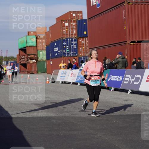 03.10.2025 - Köhlbrandbrückenlauf Michael Burmester http://msf.ph/oto/9028801 03.10.2025 10:33:17 Ziel 2170, 2457, 3019 meine-sportfotos.de