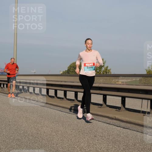 03.10.2025 - Köhlbrandbrückenlauf Fabian Wolf http://msf.ph/oto/9028845 03.10.2025 09:44:00 Position 3 1251, 000010 meine-sportfotos.de
