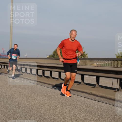 03.10.2025 - Köhlbrandbrückenlauf Fabian Wolf http://msf.ph/oto/9028930 03.10.2025 09:44:03 Position 3  meine-sportfotos.de