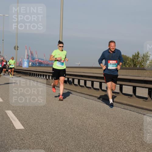 03.10.2025 - Köhlbrandbrückenlauf Fabian Wolf http://msf.ph/oto/9028990 03.10.2025 09:44:05 Position 3 3, 1265 meine-sportfotos.de