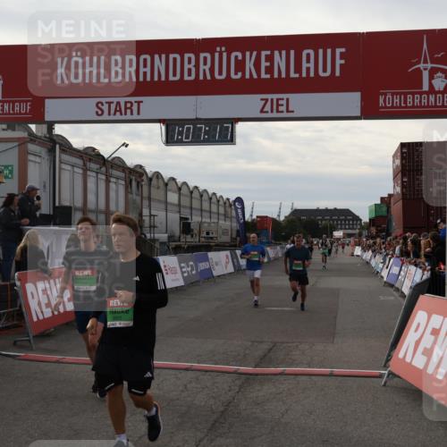 03.10.2025 - Köhlbrandbrückenlauf Julia Fischer http://msf.ph/oto/9028995 03.10.2025 16:07:17 Ziel 7093, 7174, 7302, 7340, 7560, 7995, 8026, 8847, 8925 meine-sportfotos.de