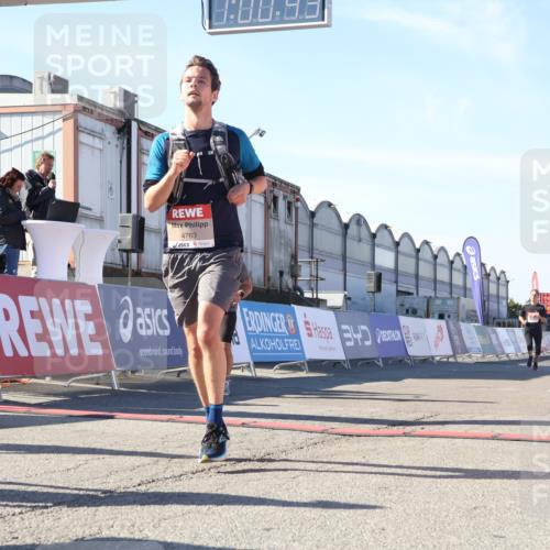 03.10.2025 - Köhlbrandbrückenlauf Luisa Fischer http://msf.ph/oto/9029065 03.10.2025 13:00:42 Ziel 4016, 4018, 4228, 4299, 4622, 4763, 4850, 5011, 5664, 6042, 6373, 6525 meine-sportfotos.de