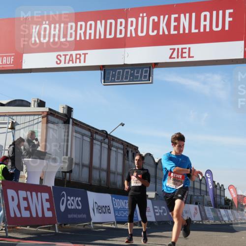 03.10.2025 - Köhlbrandbrückenlauf Luisa Fischer http://msf.ph/oto/9029095 03.10.2025 13:00:47 Ziel 4018, 4228, 4763, 5011, 6042, 6464, 6525 meine-sportfotos.de