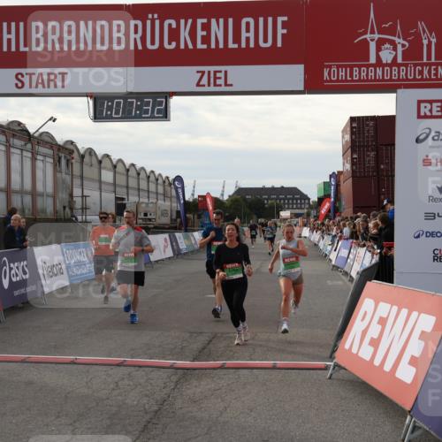 03.10.2025 - Köhlbrandbrückenlauf Julia Fischer http://msf.ph/oto/9029112 03.10.2025 16:07:32 Ziel 7056, 7071, 7172, 7365, 7402, 7434, 7499, 8745, 8919, 9018, 9261 meine-sportfotos.de