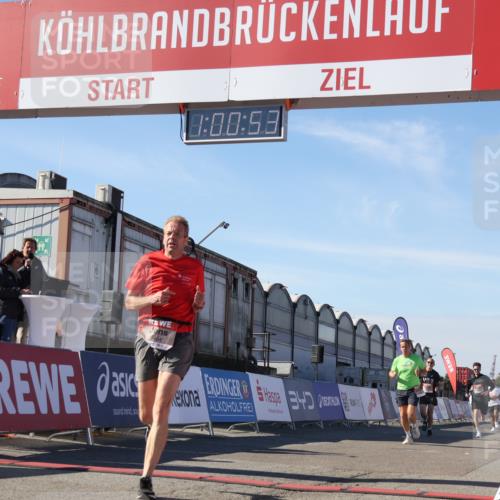 03.10.2025 - Köhlbrandbrückenlauf Luisa Fischer http://msf.ph/oto/9029147 03.10.2025 13:00:52 Ziel 4018, 4069, 4177, 4763, 4820, 6042, 6464, 6525 meine-sportfotos.de
