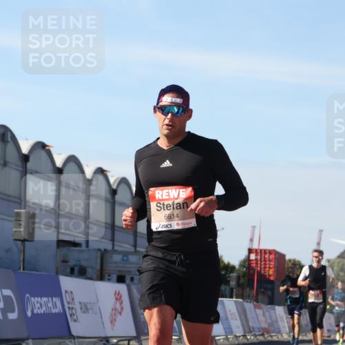 03.10.2025 - Köhlbrandbrückenlauf Luisa Fischer http://msf.ph/oto/9029309 03.10.2025 13:01:10 Ziel 4039, 4140, 4407, 4425, 4512, 4737, 5779, 6614 meine-sportfotos.de