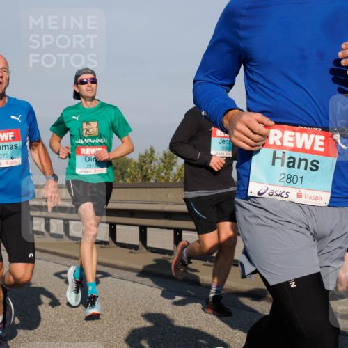 03.10.2025 - Köhlbrandbrückenlauf Fabian Wolf http://msf.ph/oto/9029322 03.10.2025 09:44:17 Position 3 3079, 2815, 1135, 2801 meine-sportfotos.de