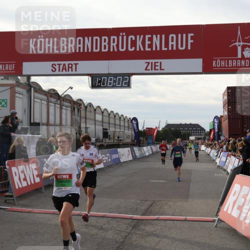 03.10.2025 - Köhlbrandbrückenlauf Julia Fischer http://msf.ph/oto/9029328 03.10.2025 16:08:03 Ziel 7085, 7319, 7335, 7494, 7713, 8824, 9072, 9096, 9543 meine-sportfotos.de