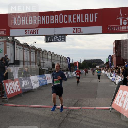 03.10.2025 - Köhlbrandbrückenlauf Julia Fischer http://msf.ph/oto/9029346 03.10.2025 16:08:05 Ziel 7085, 7319, 7335, 7494, 7713, 8824, 9072, 9096, 9543 meine-sportfotos.de