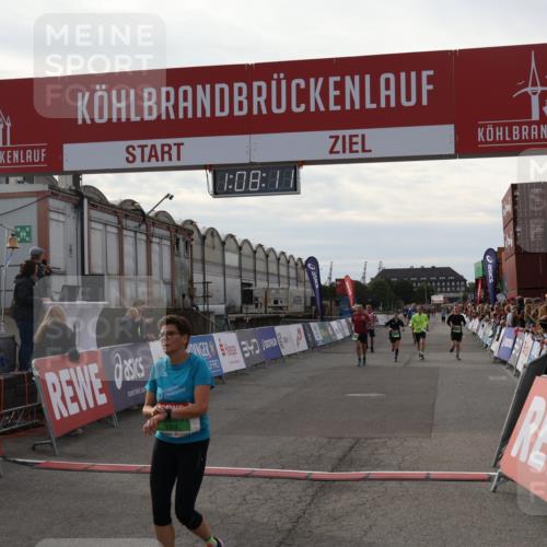 03.10.2025 - Köhlbrandbrückenlauf Julia Fischer http://msf.ph/oto/9029419 03.10.2025 16:08:11 Ziel 7019, 7310, 7311, 7319, 7335, 7494, 7506, 8265, 9072, 9543 meine-sportfotos.de