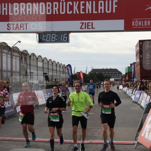 03.10.2025 - Köhlbrandbrückenlauf Julia Fischer http://msf.ph/oto/9029447 03.10.2025 16:08:16 Ziel 7019, 7285, 7310, 7311, 7319, 7449, 7506, 8265, 9072 meine-sportfotos.de