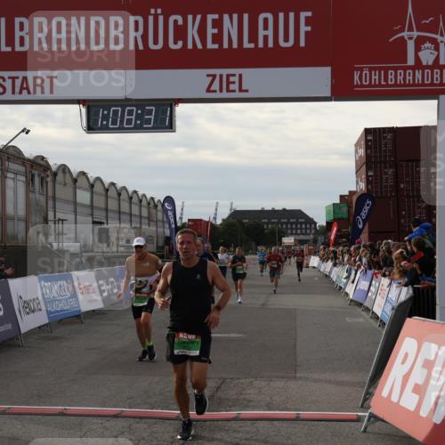 03.10.2025 - Köhlbrandbrückenlauf Julia Fischer http://msf.ph/oto/9029496 03.10.2025 16:08:31 Ziel 7314, 7349, 7423, 7594, 7708, 7851, 8279, 8778, 9110 meine-sportfotos.de