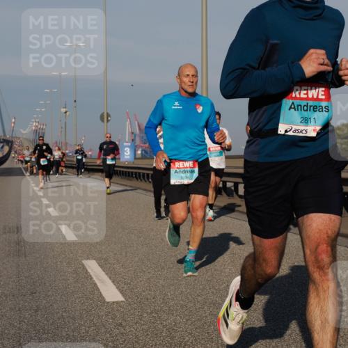 03.10.2025 - Köhlbrandbrückenlauf Fabian Wolf http://msf.ph/oto/9029562 03.10.2025 09:44:26 Position 3 3, 1094, 2811 meine-sportfotos.de