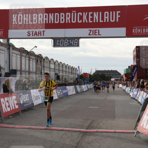 03.10.2025 - Köhlbrandbrückenlauf Julia Fischer http://msf.ph/oto/9029612 03.10.2025 16:08:48 Ziel 7191, 7283, 7339, 7360, 7616, 8118, 8846 meine-sportfotos.de