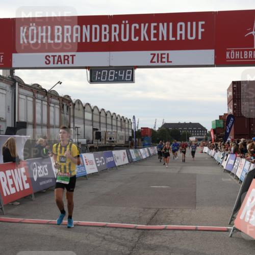 03.10.2025 - Köhlbrandbrückenlauf Julia Fischer http://msf.ph/oto/9029617 03.10.2025 16:08:48 Ziel 7191, 7283, 7339, 7360, 7616, 8118, 8846 meine-sportfotos.de
