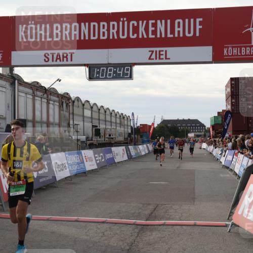 03.10.2025 - Köhlbrandbrückenlauf Julia Fischer http://msf.ph/oto/9029624 03.10.2025 16:08:49 Ziel 7191, 7283, 7339, 7616, 8118, 8846 meine-sportfotos.de